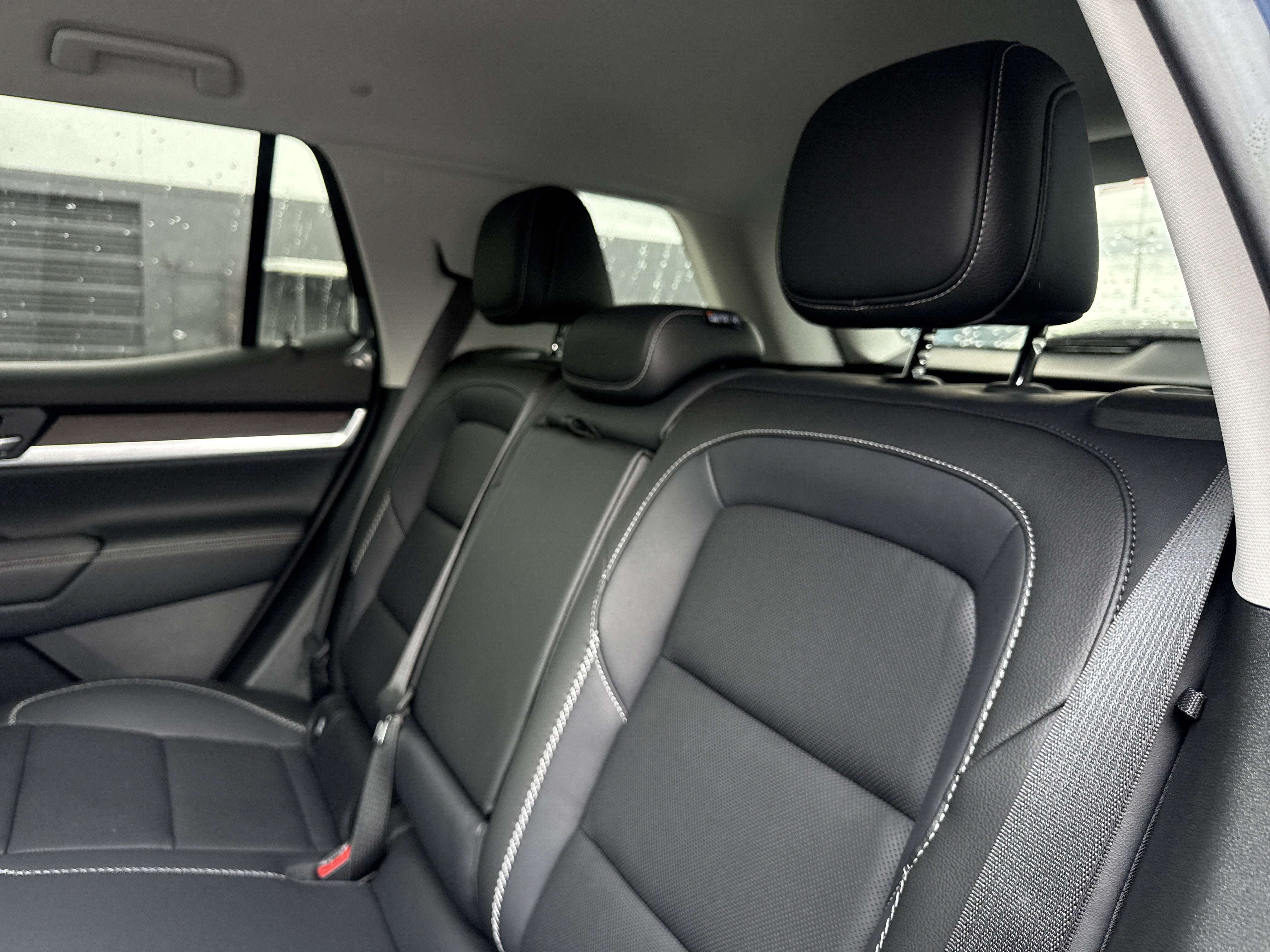 New 2027 GMC Terrain Denali w/ LPO, Floor Liner Package AWD/4WD image 7