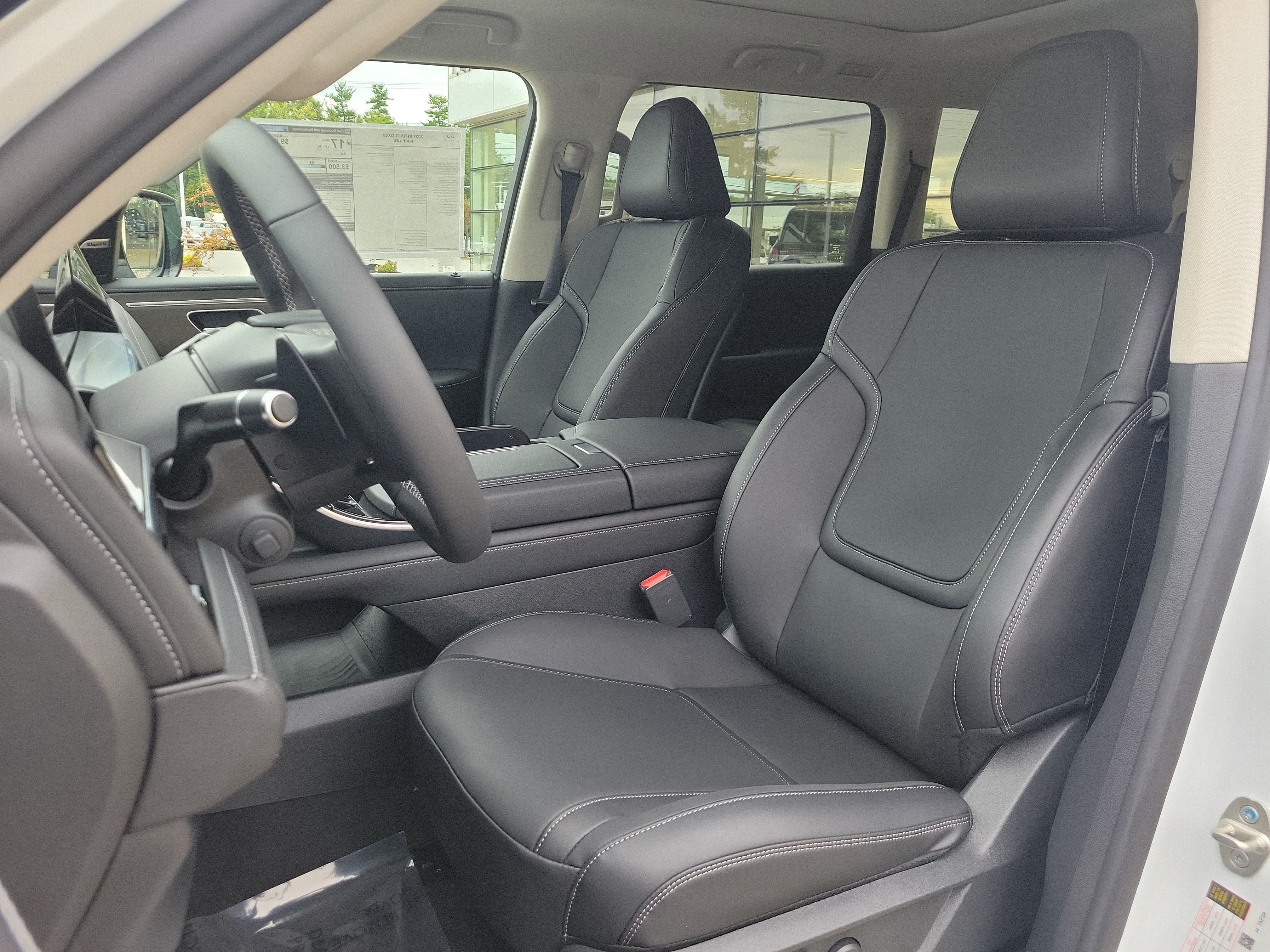 New 2027 INFINITI QX80 Pure w/ Cargo Package AWD/4WD image 4