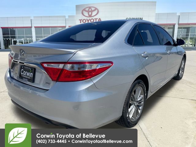 Used 2016 Toyota Camry SE FWD image 5