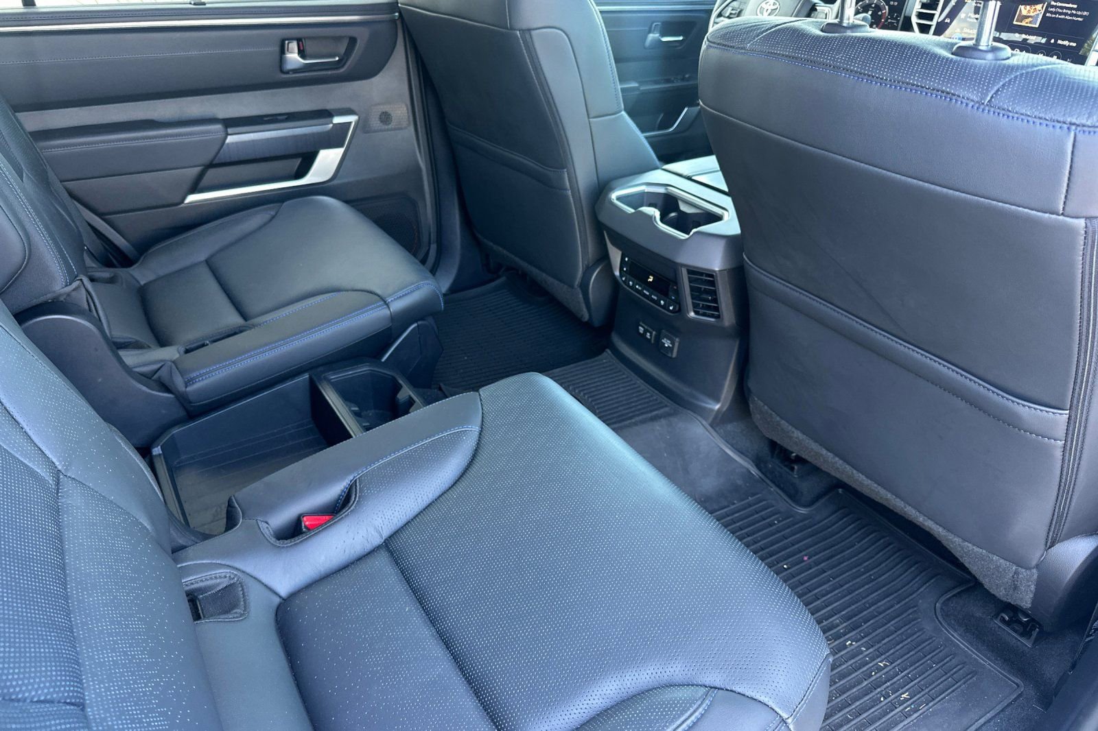 Used 2024 Toyota Sequoia Platinum image 18