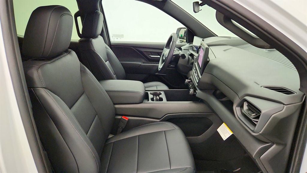 Used 2024 Chevrolet Silverado EV W/T AWD/4WD image 24