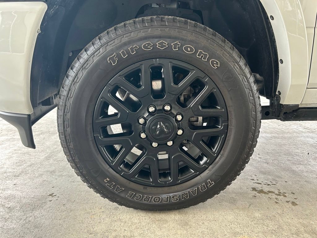 Used 2025 RAM 2500 Limited AWD/4WD image 16