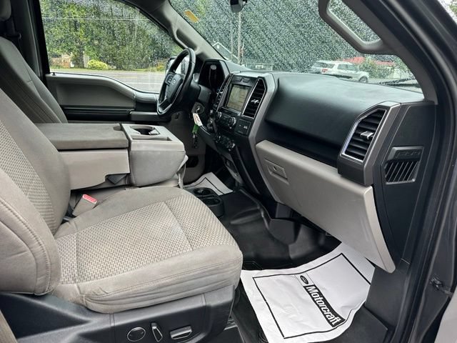 Used 2016 Ford F150 XLT w/ Equipment Group 302A Luxury AWD/4WD image 15
