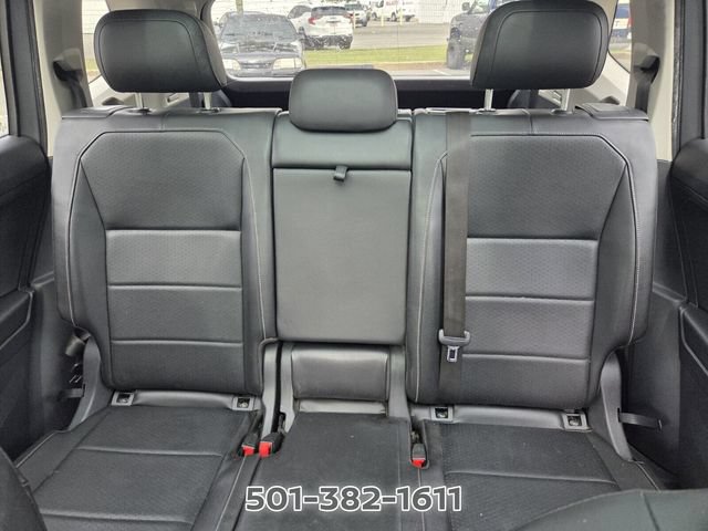 Used 2021 Volkswagen Tiguan SE FWD image 12