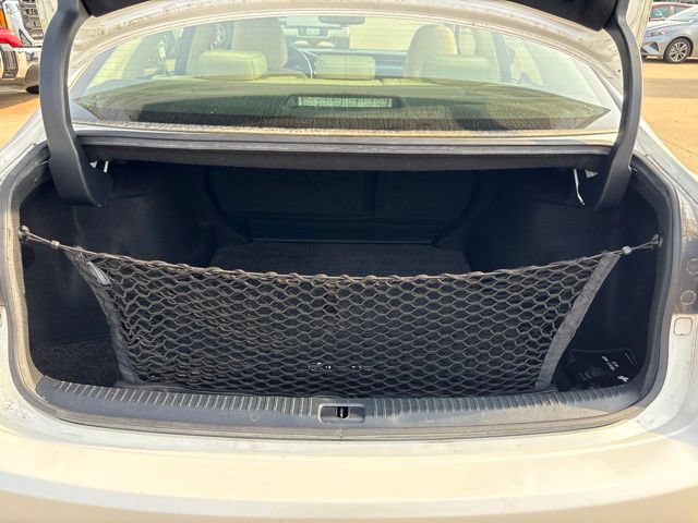 Used 2016 Lexus IS 200t RWD image 28