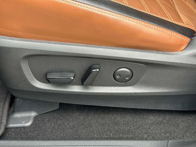 Used 2023 Nissan Pathfinder Platinum image 29