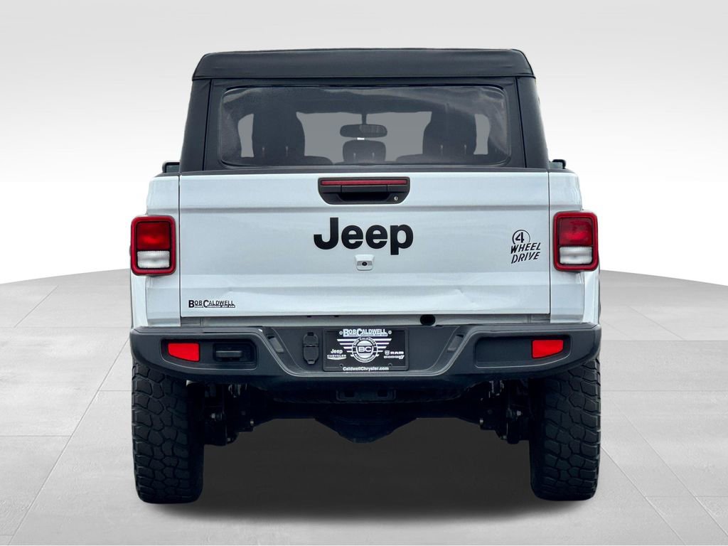 Used 2022 Jeep Gladiator Sport AWD/4WD image 6