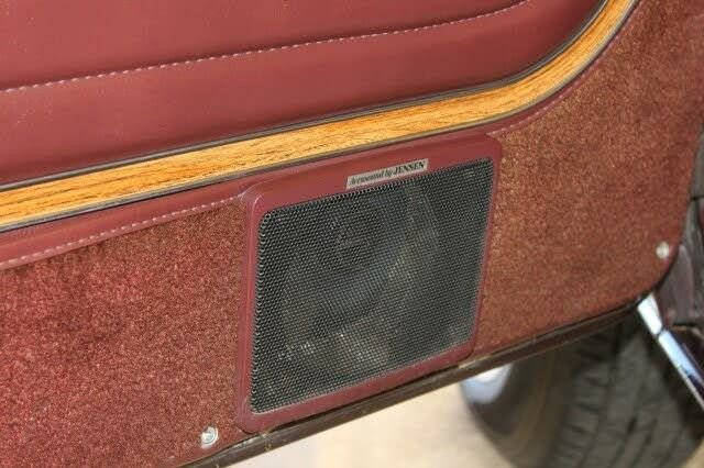 Used 1989 Jeep Grand Wagoneer image 72