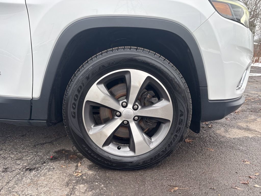 Certified 2020 Jeep Cherokee Limited image 33