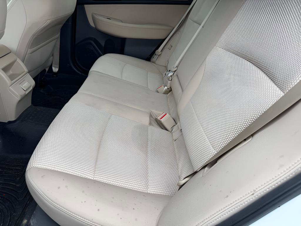 Used 2018 Subaru Outback 2.5i Premium AWD/4WD image 16