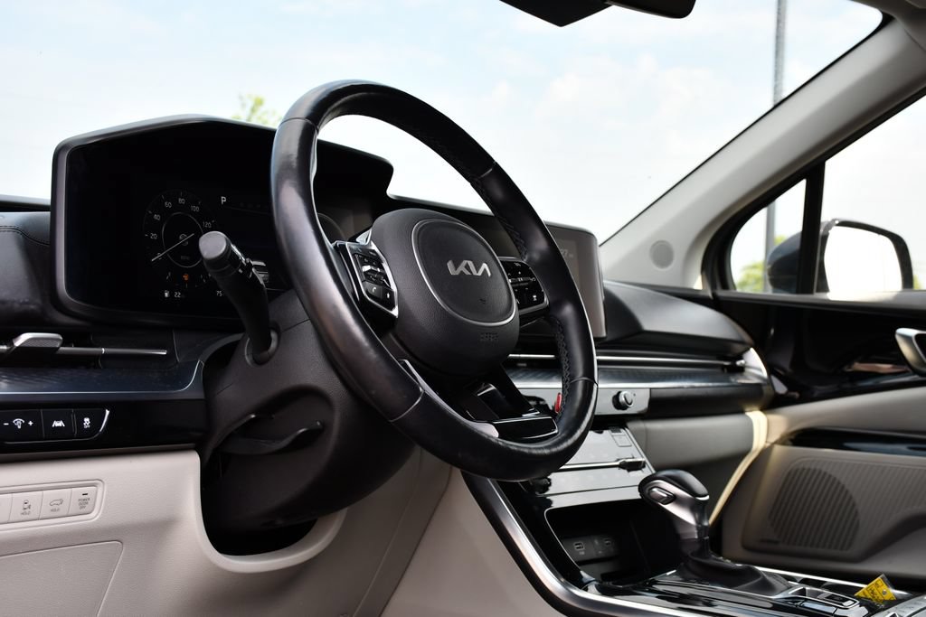 Used 2022 Kia Carnival SX Prestige FWD image 15