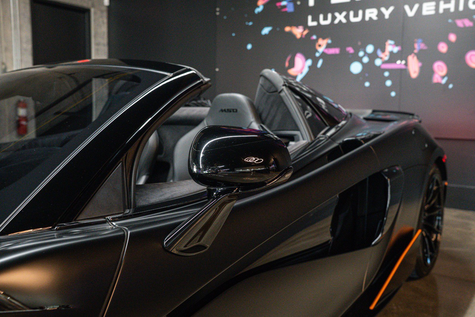 Used 2020 McLaren 600LT Spider RWD image 15