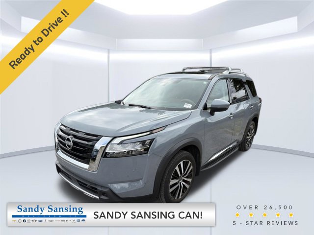 Used 2024 Nissan Pathfinder Platinum w/ Cargo Package