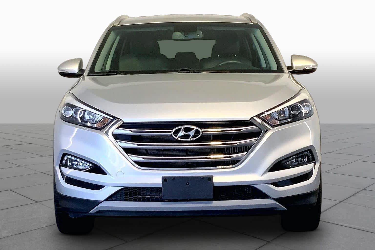 Used 2017 Hyundai Tucson Limited AWD/4WD image 4