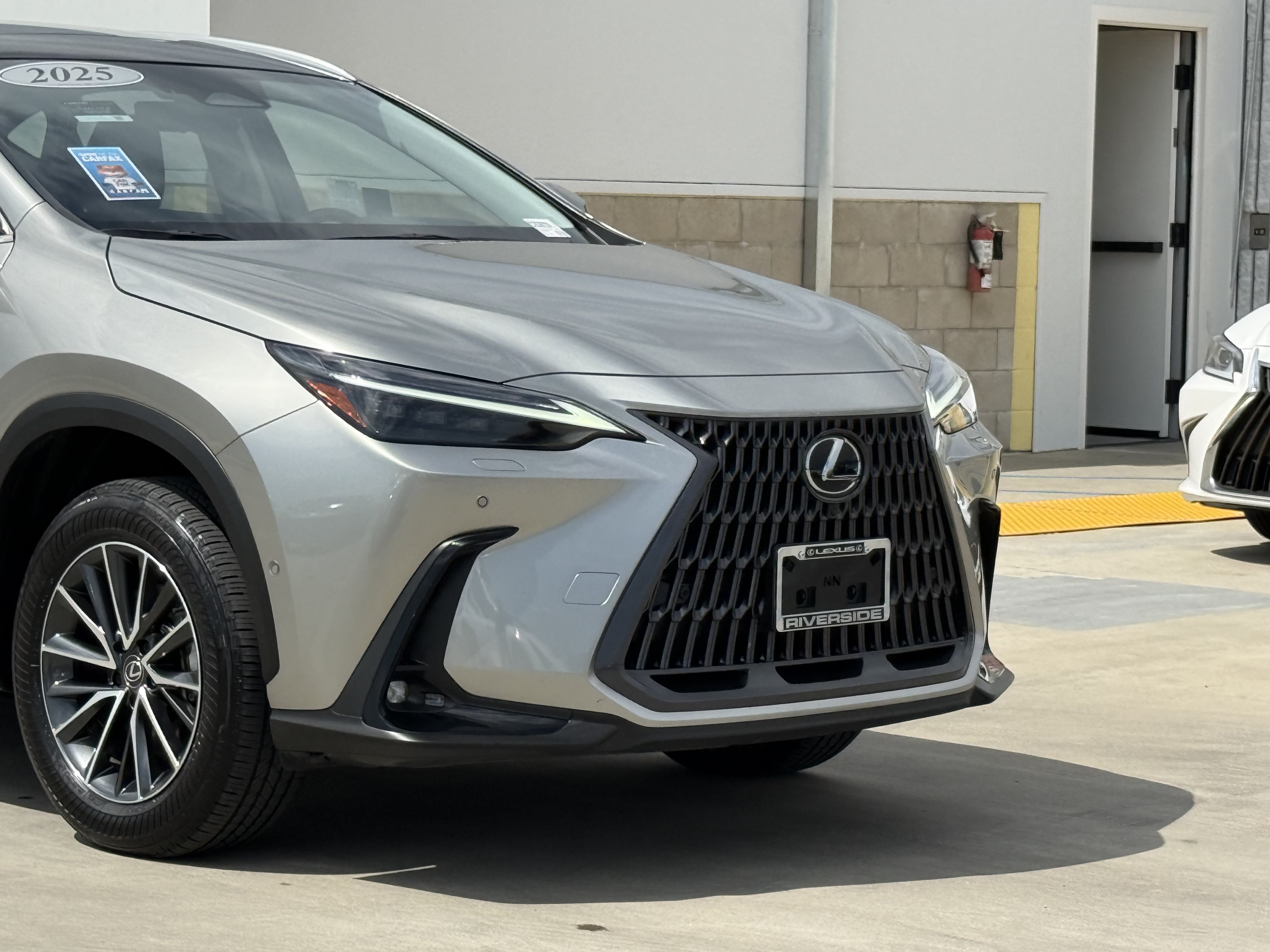 Certified 2025 Lexus NX 350h AWD w/ Accessory Package (2T) image 3