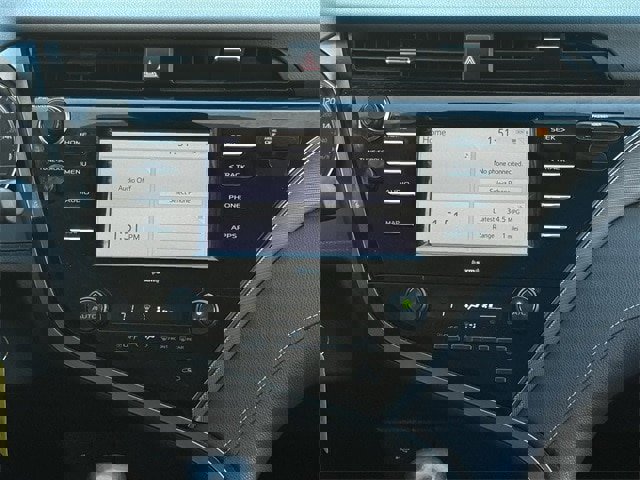 Used 2020 Toyota Camry SE image 16