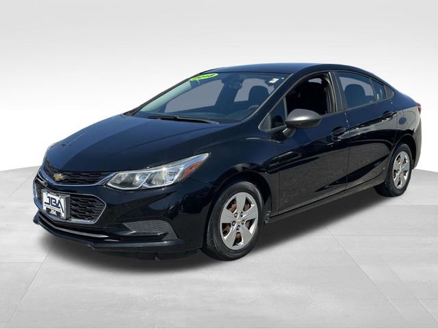 Used 2018 Chevrolet Cruze LS image 24
