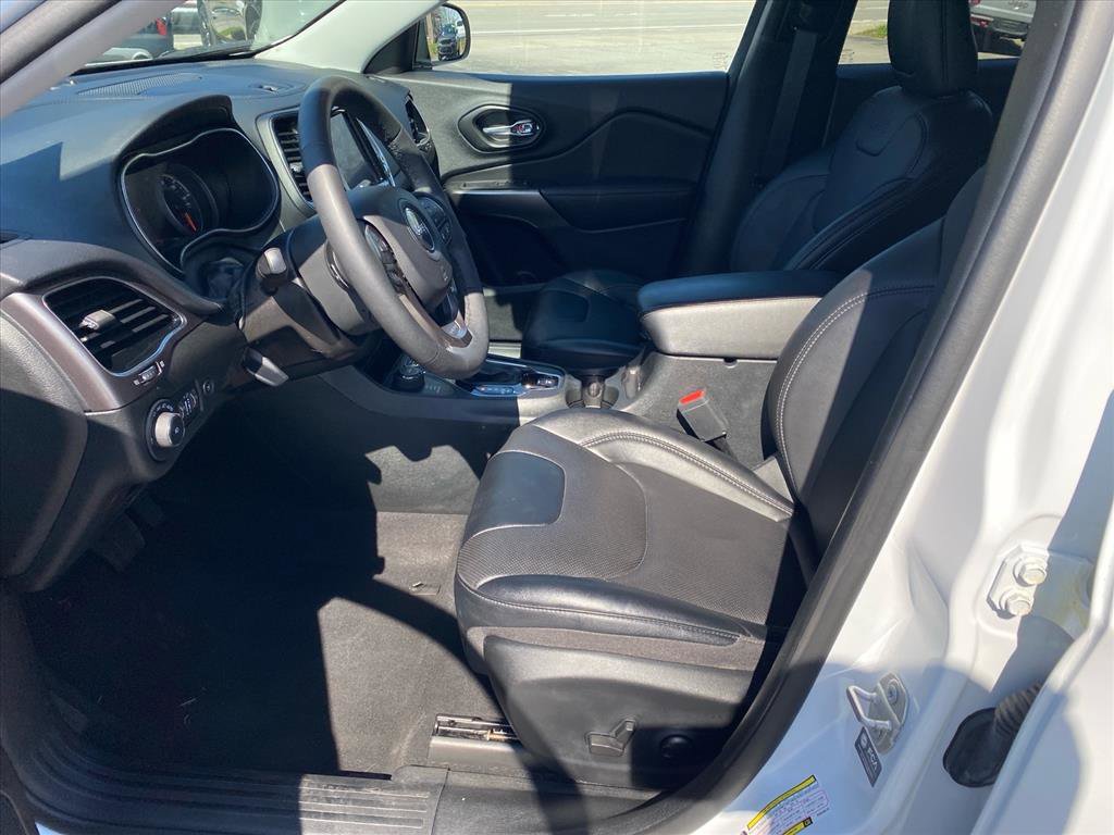 Used 2022 Jeep Cherokee Limited w/ Elite Package AWD/4WD image 9
