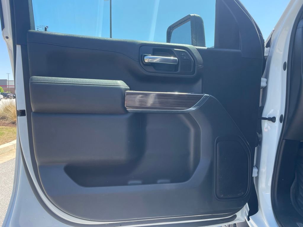 Used 2023 Chevrolet Silverado 2500 LT w/ Convenience Package image 8