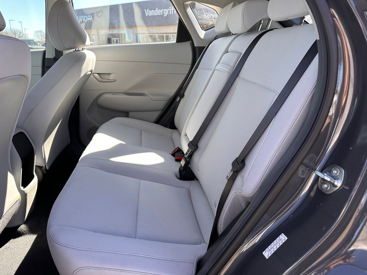 Used 2025 Hyundai Kona SE image 14