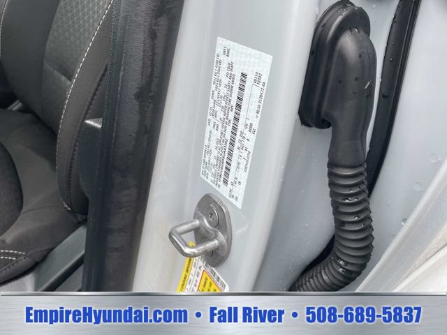 Used 2025 Ford Escape Active AWD/4WD image 19