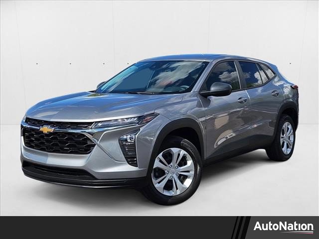 Used 2024 Chevrolet Trax LS w/ Driver Confidence Package