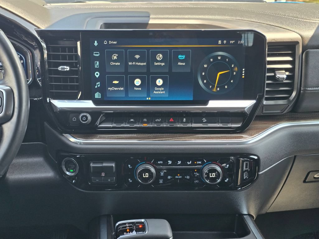 Used 2025 Chevrolet Silverado 1500 LT Trail Boss w/ Convenience Package II AWD/4WD image 17