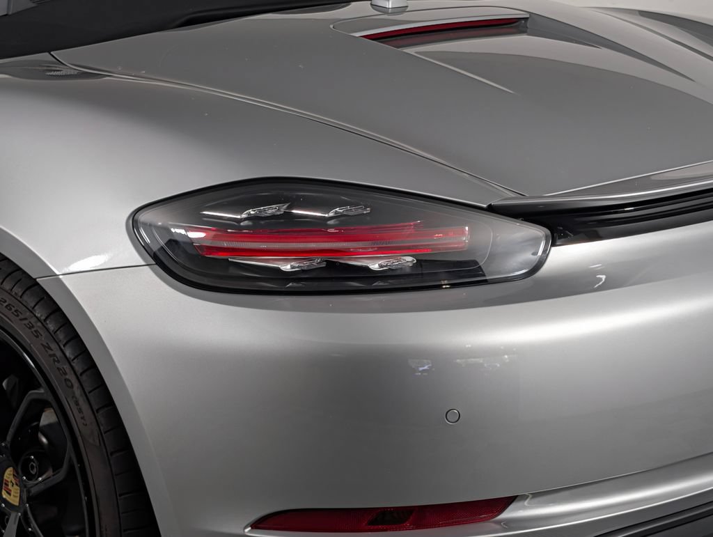 Certified 2024 Porsche 718 Boxster RWD image 16