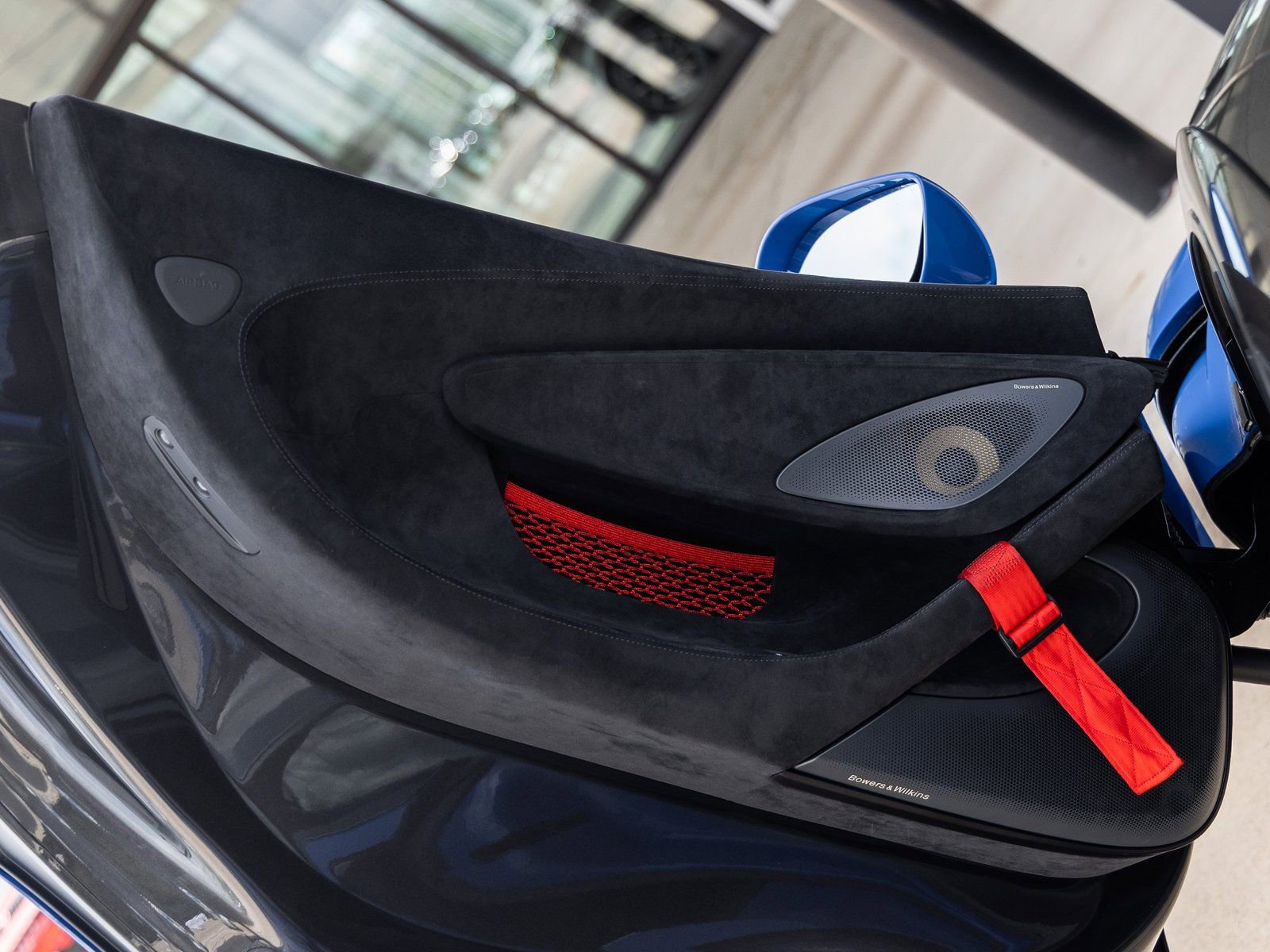 Used 2020 McLaren 620R image 31