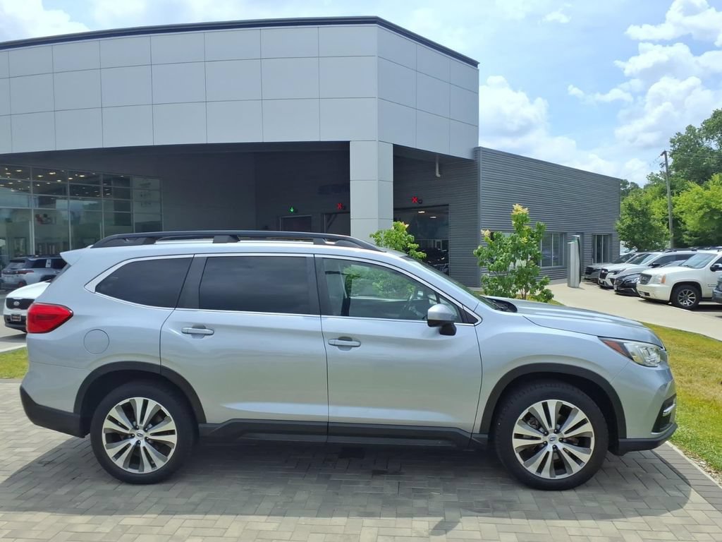 Used 2020 Subaru Ascent Premium w/ Sport Package AWD/4WD image 9