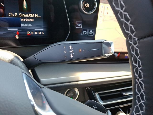 New 2025 Chevrolet Traverse LT w/ Enhanced Driving Package image 11