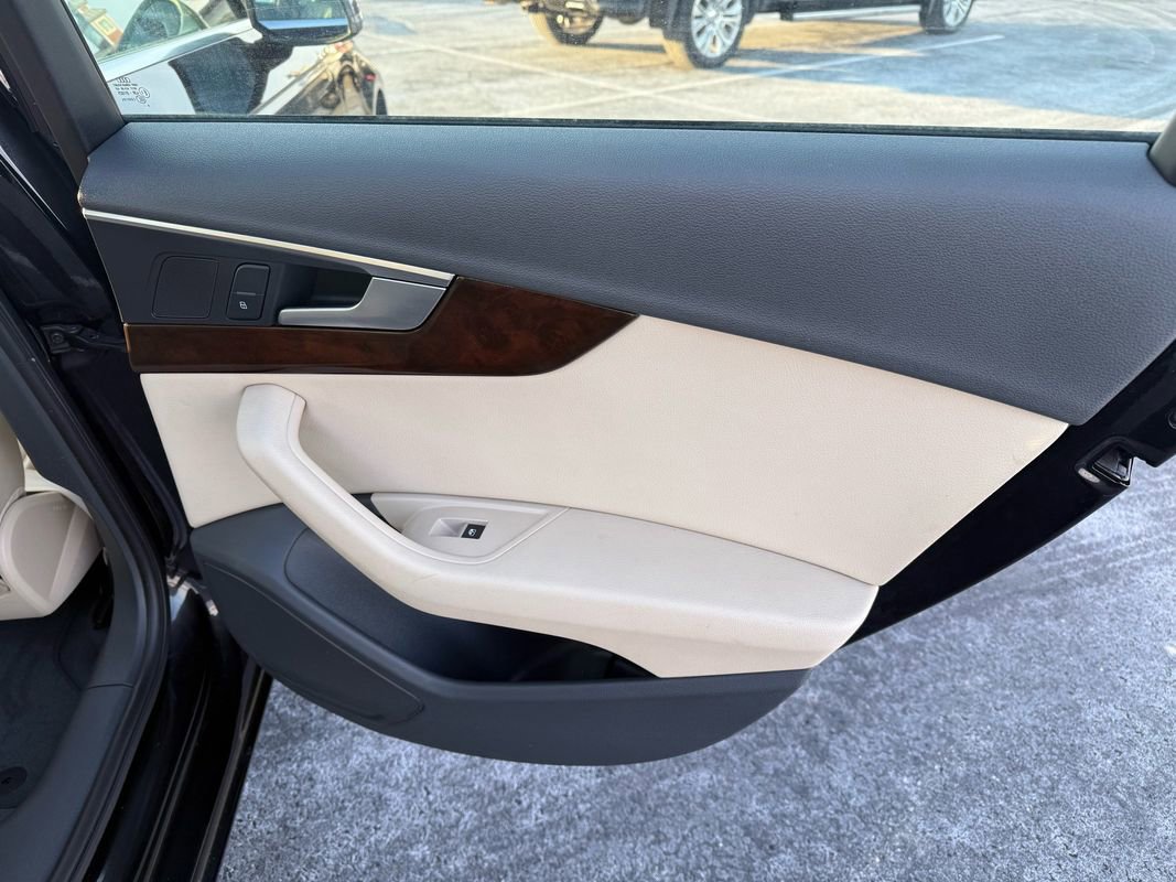 Used 2019 Audi A4 2.0T Premium image 12