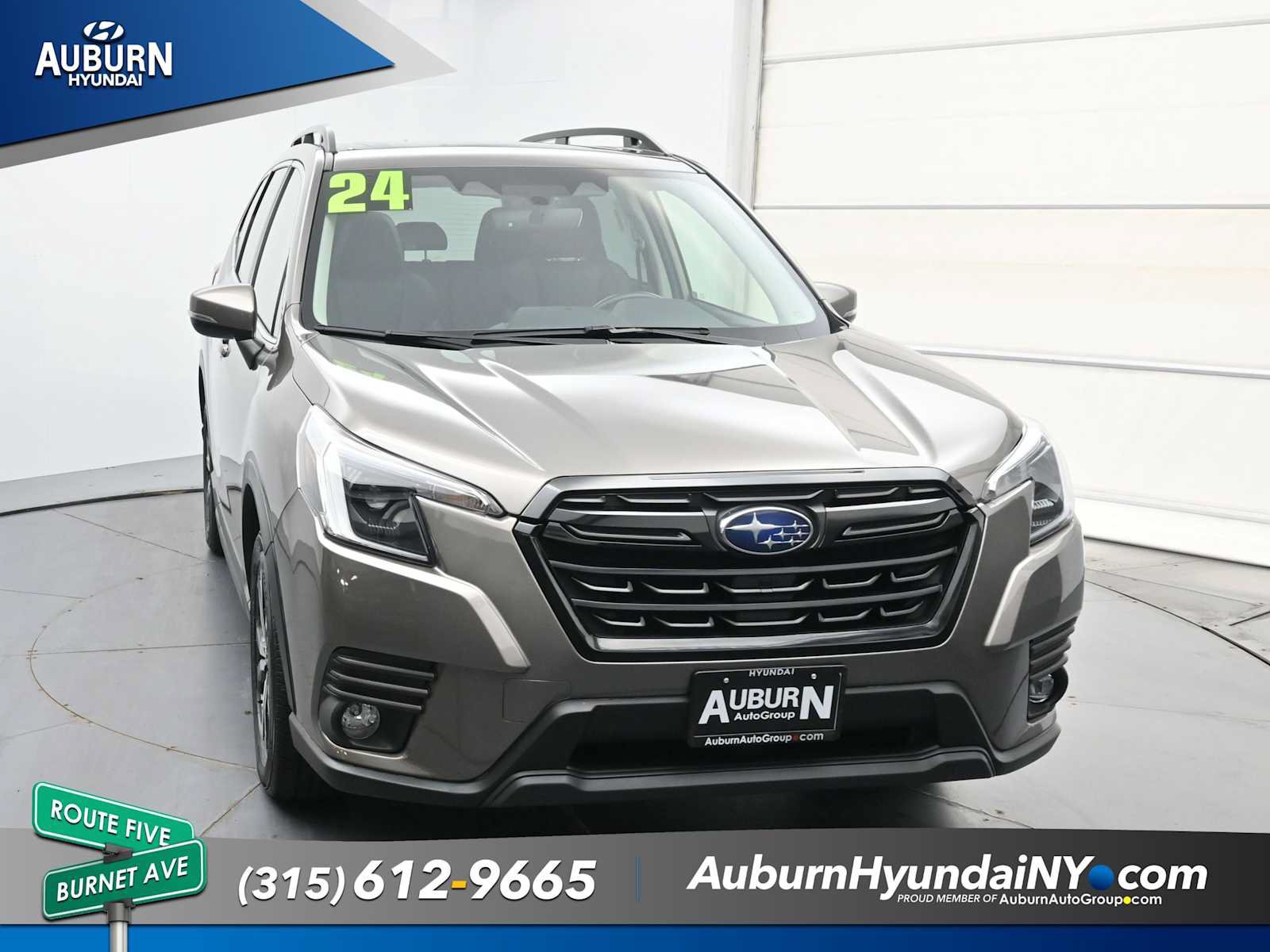 Used 2024 Subaru Forester Limited AWD/4WD image 4