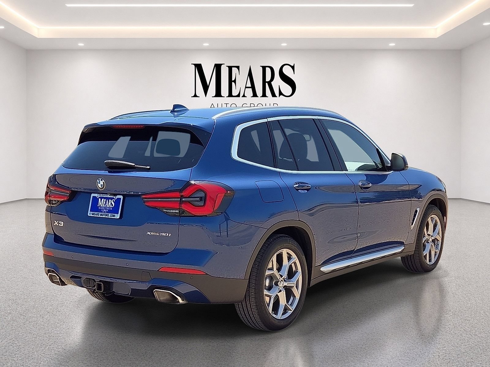 Used 2023 BMW X3 xDrive30i AWD/4WD image 5