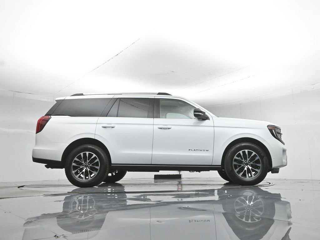 Used 2025 Ford Expedition Platinum AWD/4WD image 59