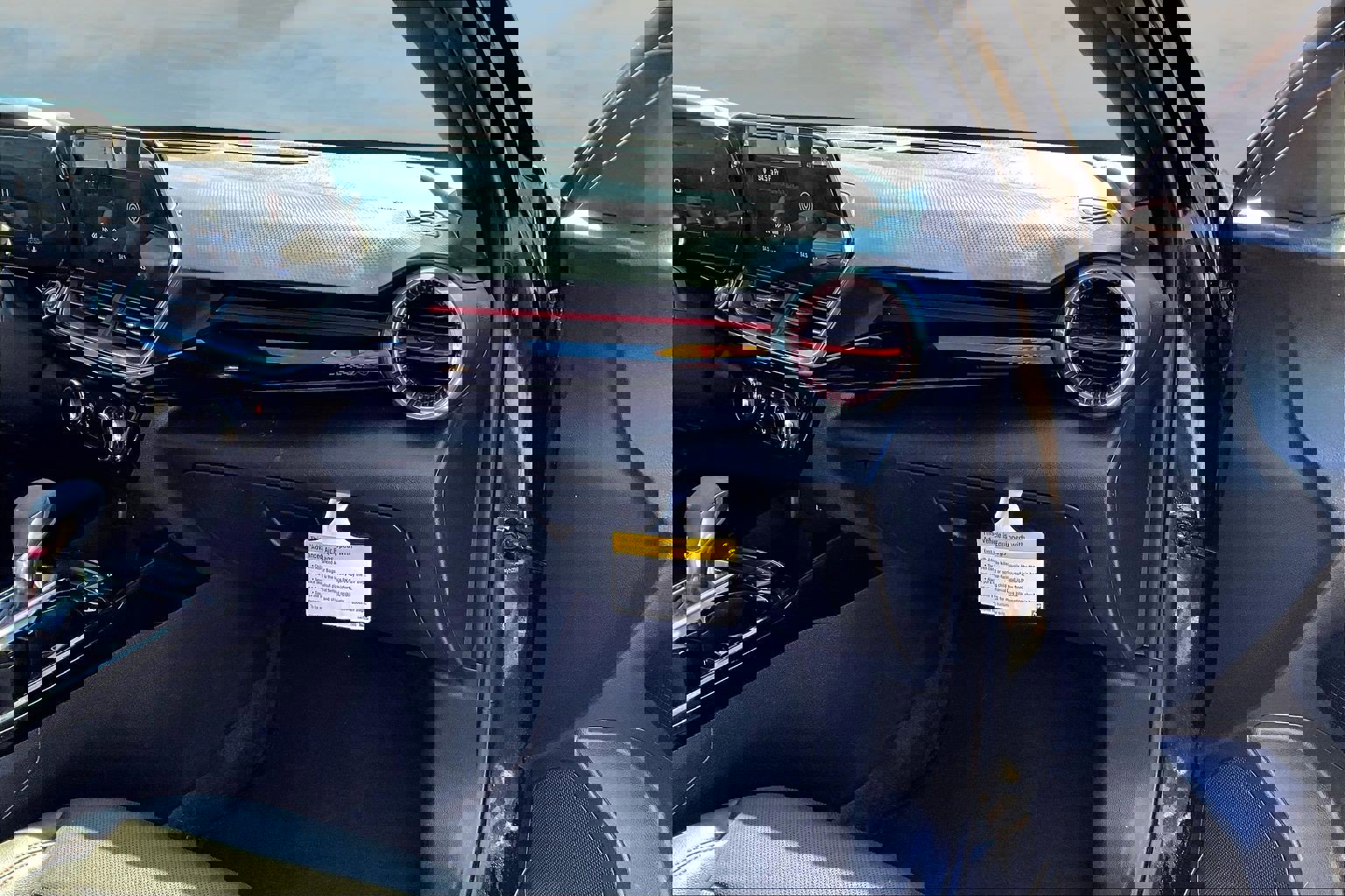 Used 2024 Chevrolet Trax RS w/ Driver Confidence Package image 18