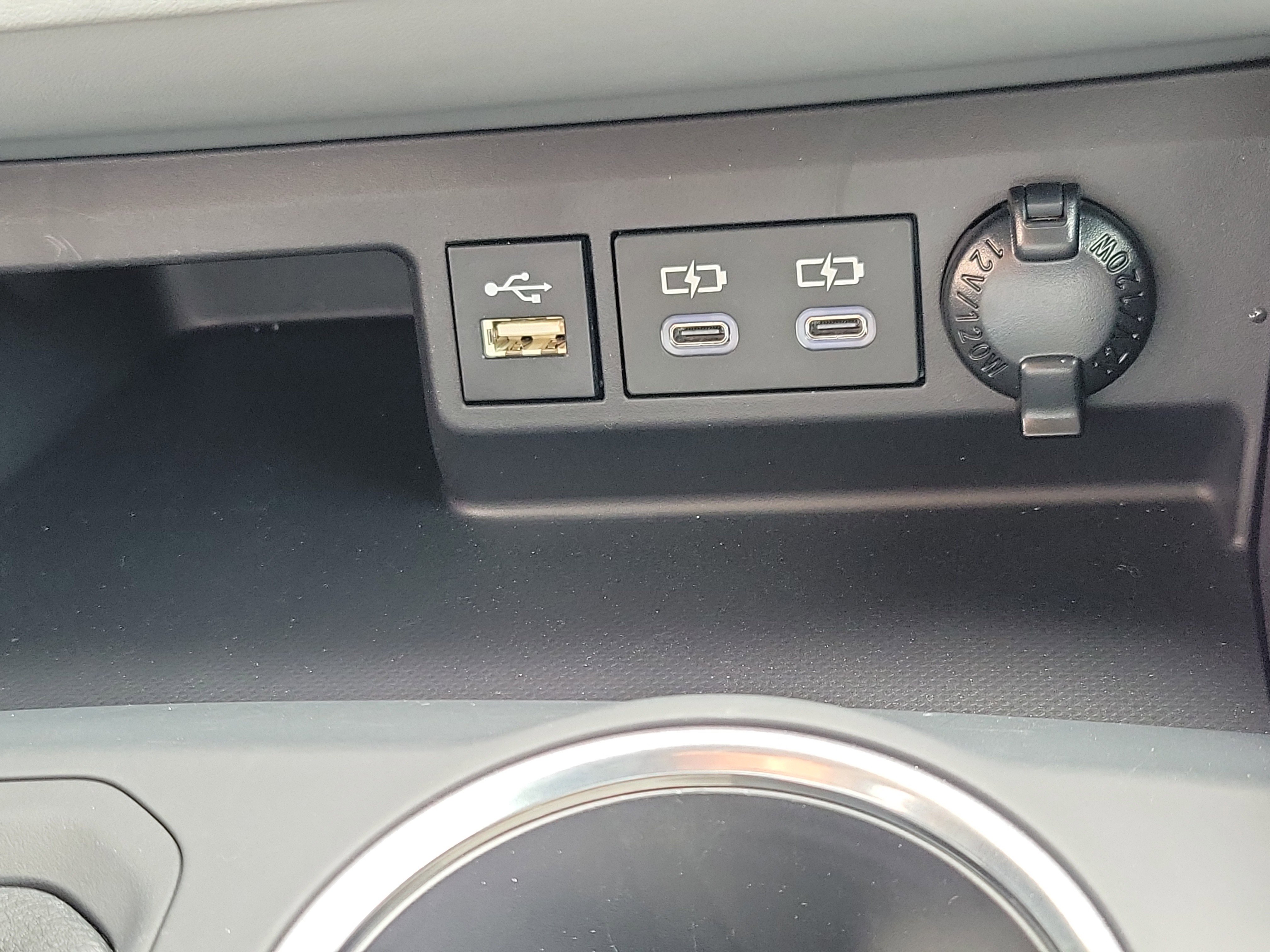 Used 2026 Toyota Highlander XLE image 29