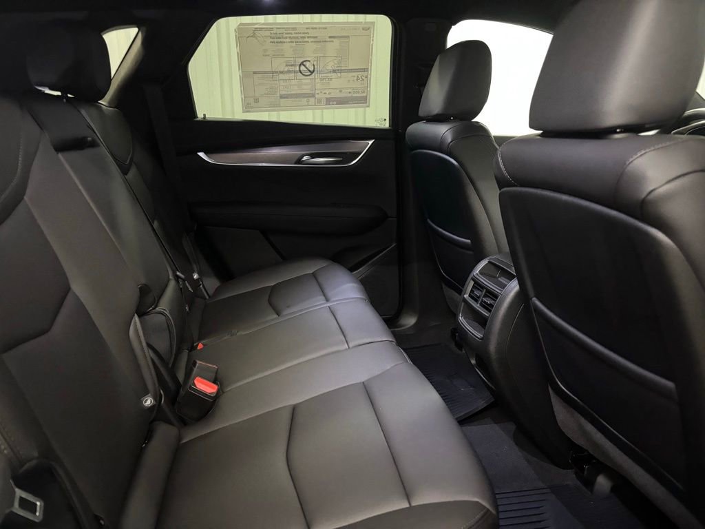 New 2025 Cadillac XT5 Luxury image 20