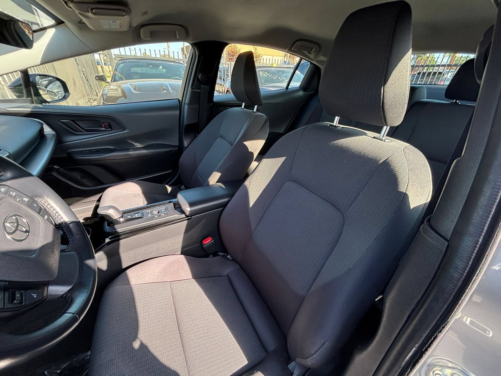 Used 2024 Toyota Prius LE FWD image 26