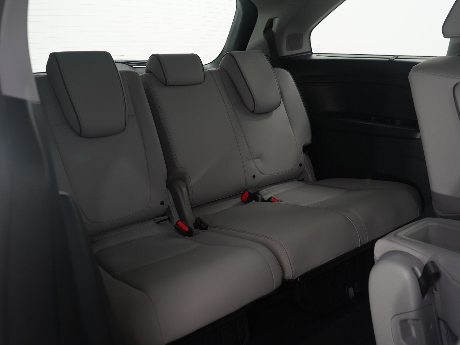 Used 2024 Honda Odyssey Elite image 16