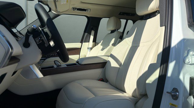 New 2026 Land Rover Range Rover SE image 19
