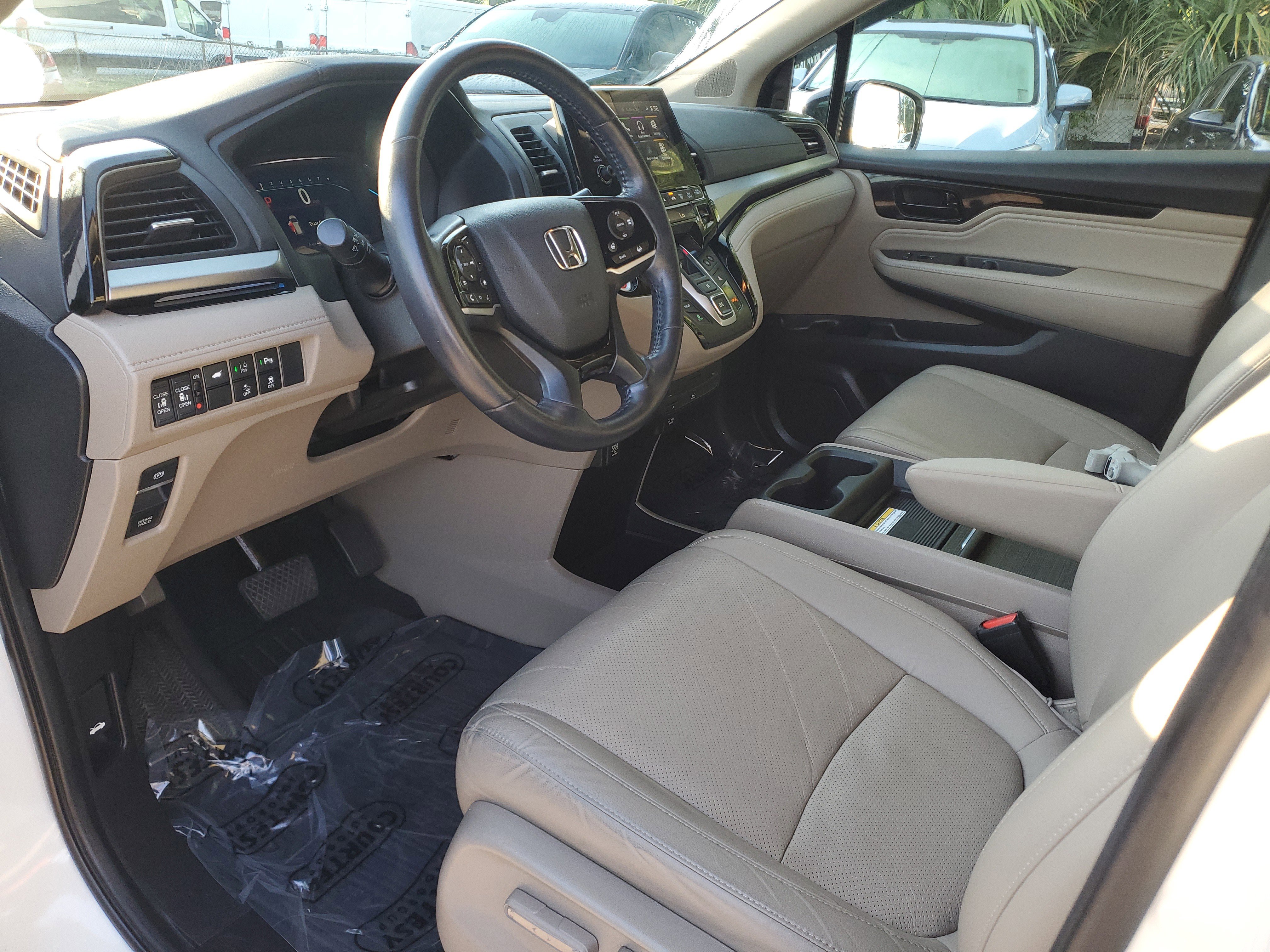 Used 2018 Honda Odyssey Elite image 20