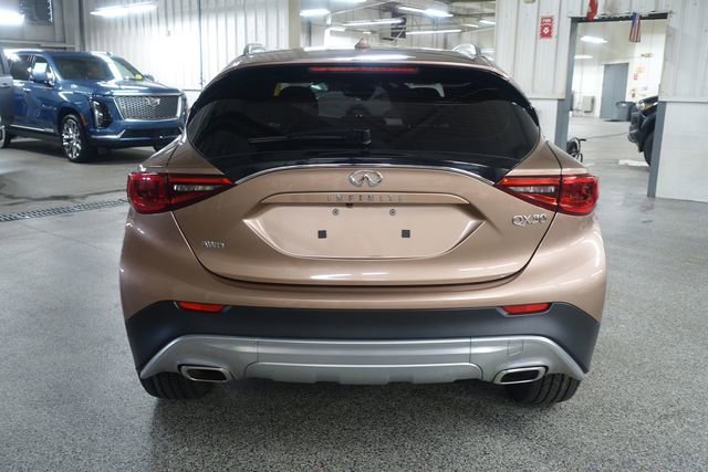 Used 2019 INFINITI QX30 AWD image 6