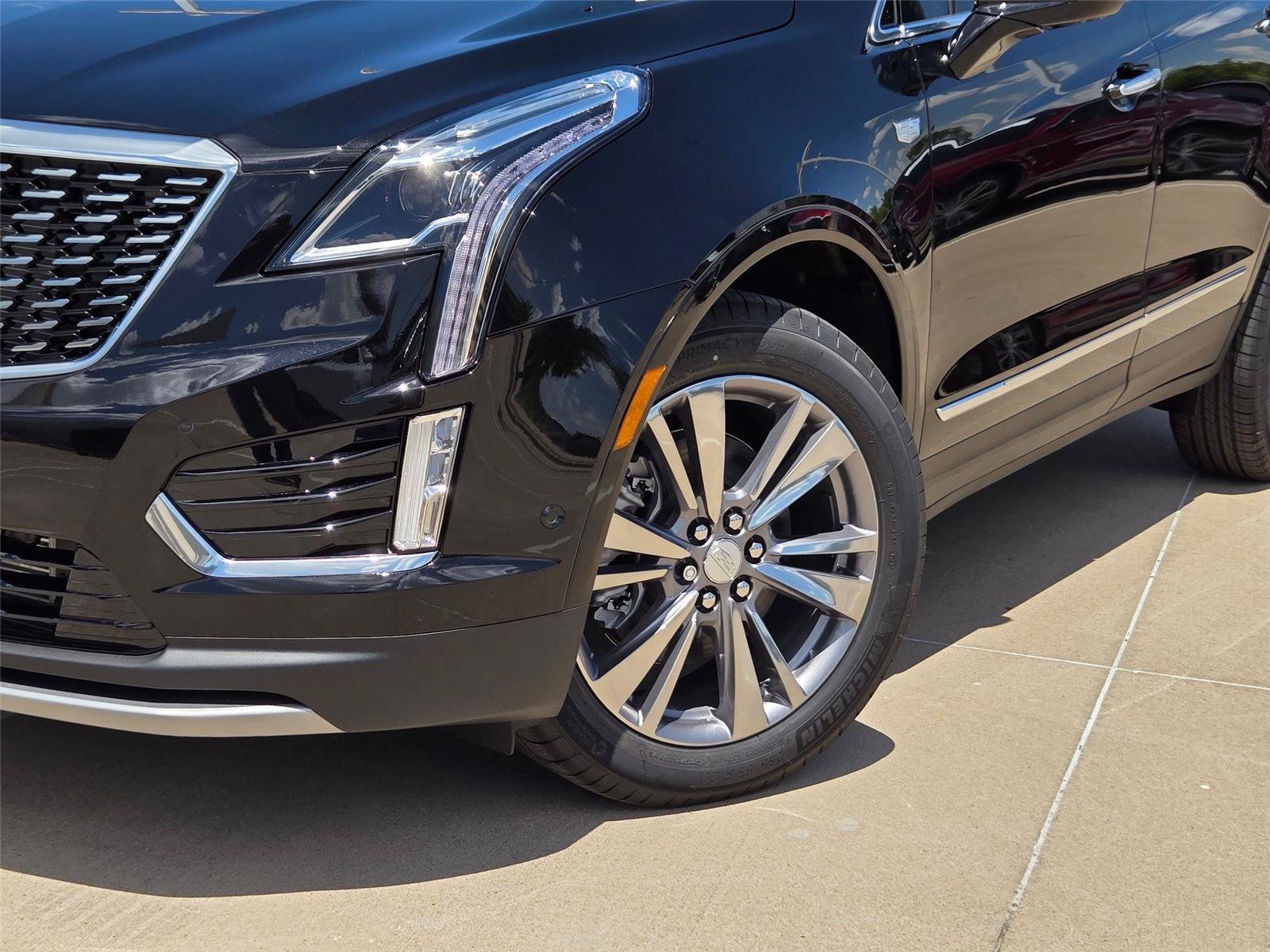 New 2026 Cadillac XT5 Premium Luxury w/ Driver Assist Package FWD image 7