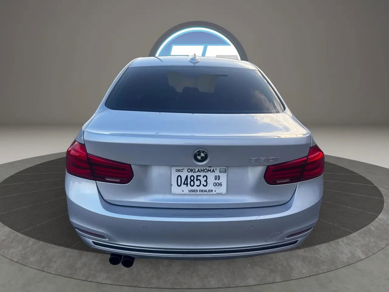 Used 2017 BMW 330i Sedan RWD image 11