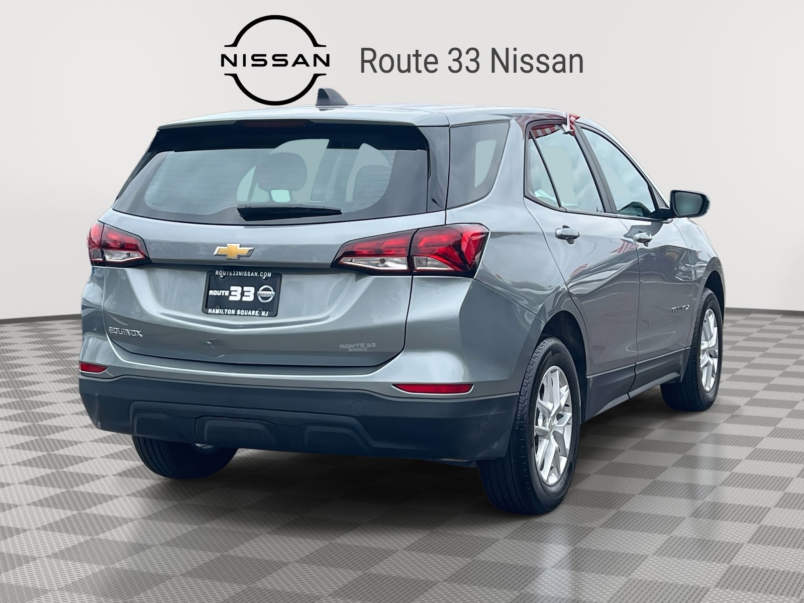 Used 2024 Chevrolet Equinox LS FWD image 3