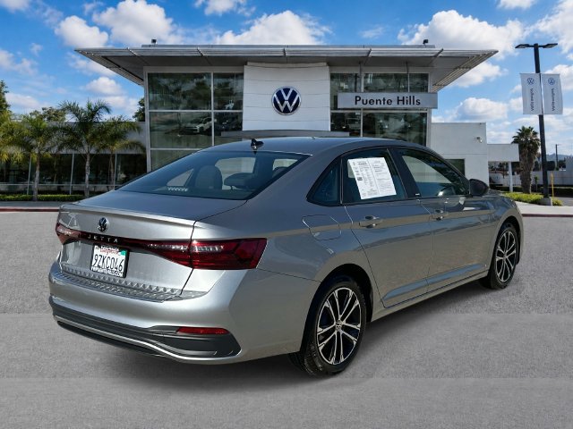 Certified 2026 Volkswagen Jetta Sport FWD image 4