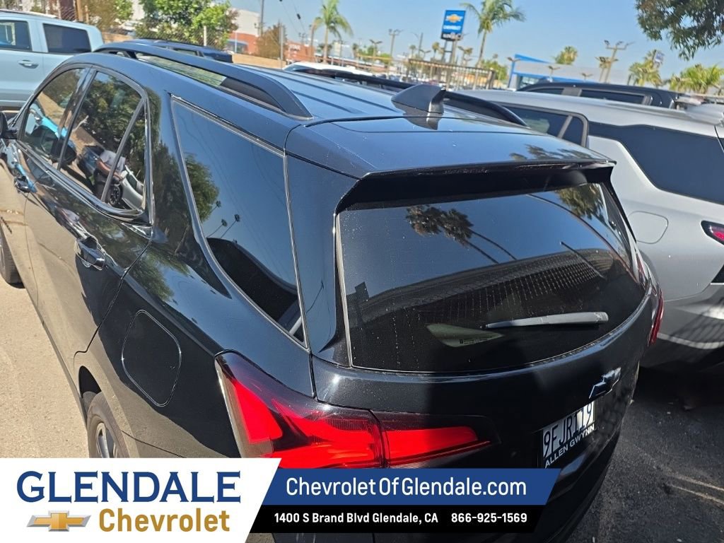 Used 2023 Chevrolet Equinox RS image 4