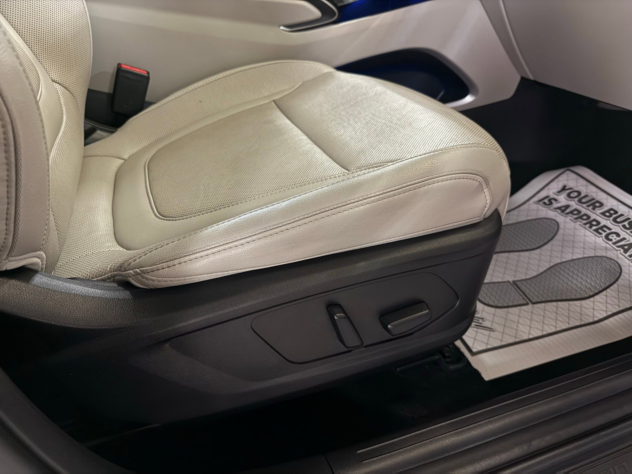 Used 2024 Hyundai Tucson Limited image 19