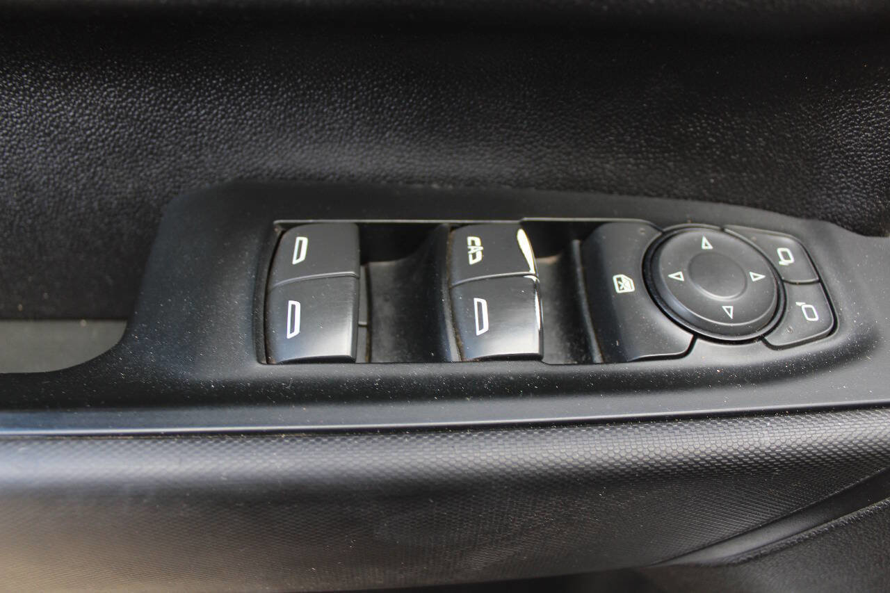 Used 2023 GMC Sierra 2500 Pro w/ Convenience Package image 14